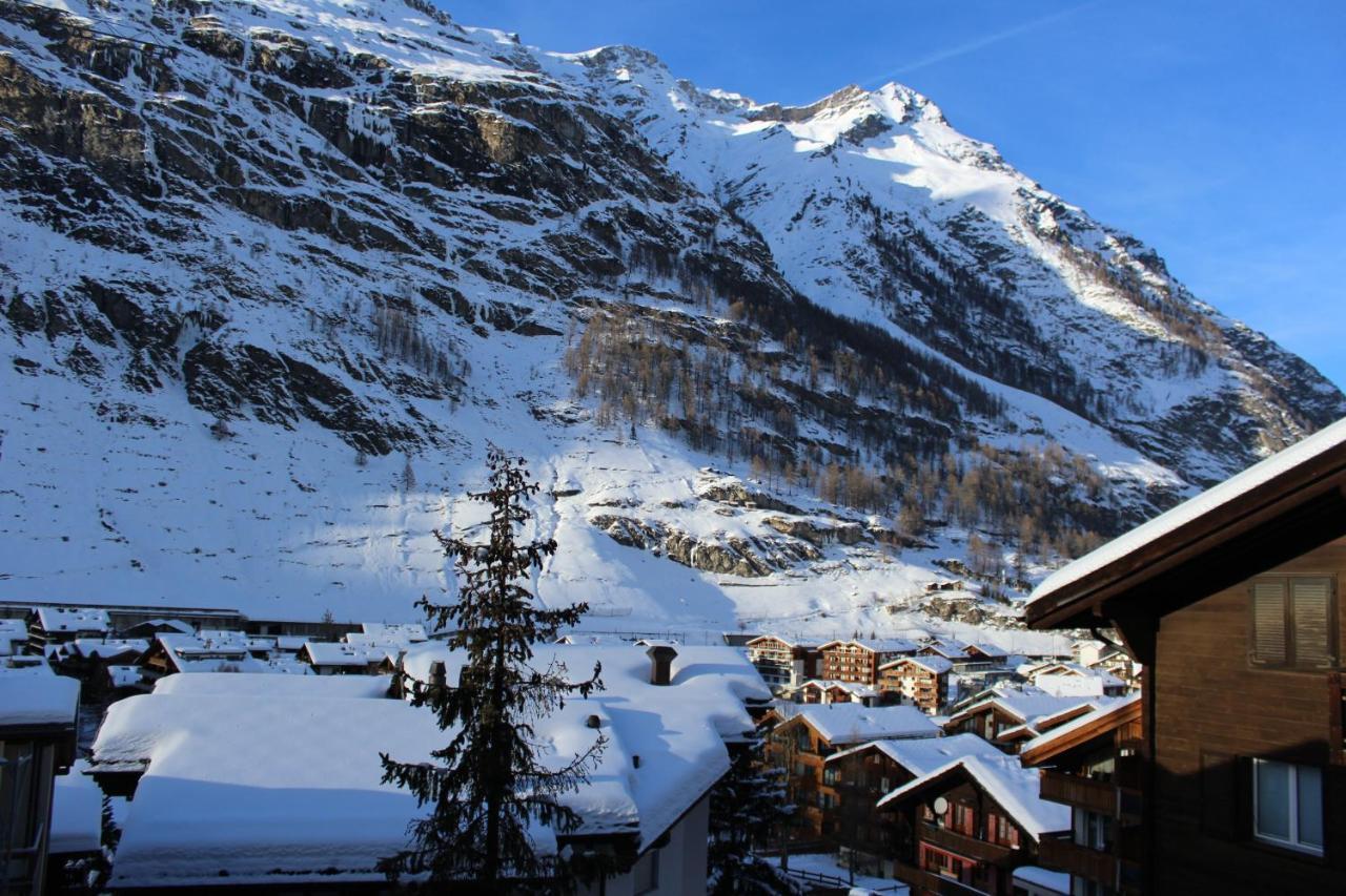Haus Les Melezes C Apartment Zermatt Exterior photo